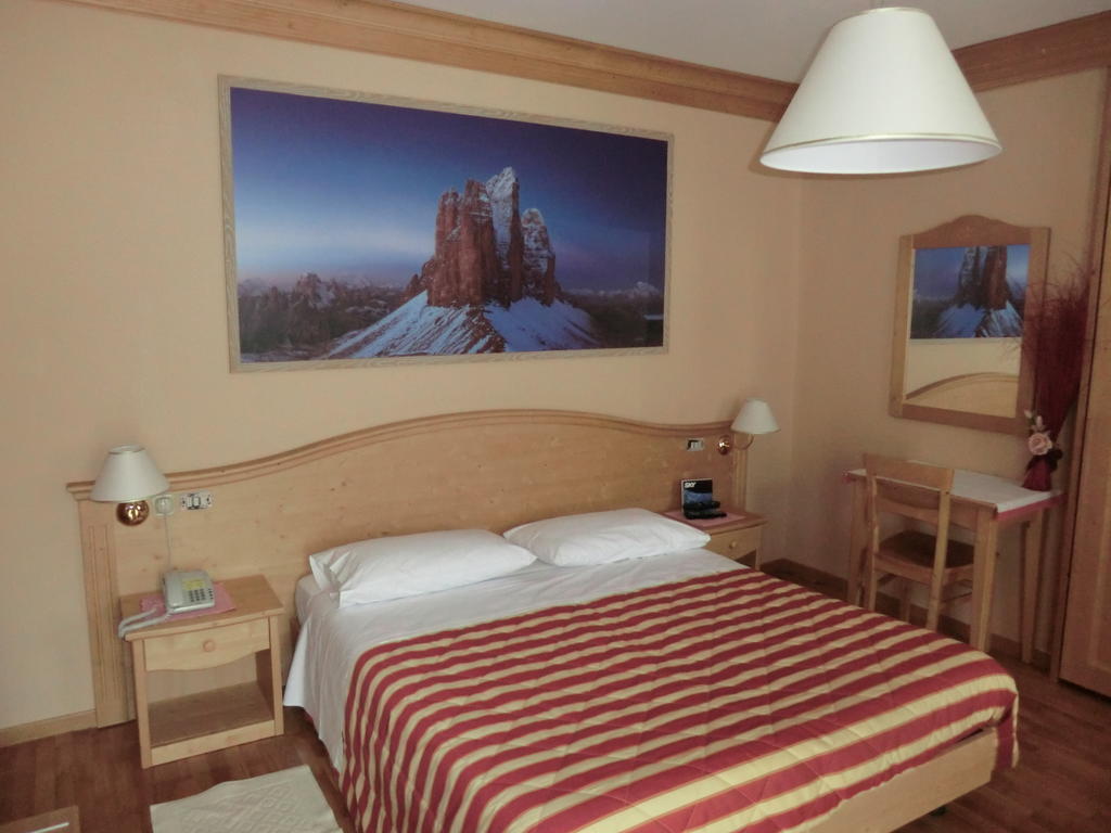 Albergo Garni Ajarnola Auronzo di Cadore Rom bilde
