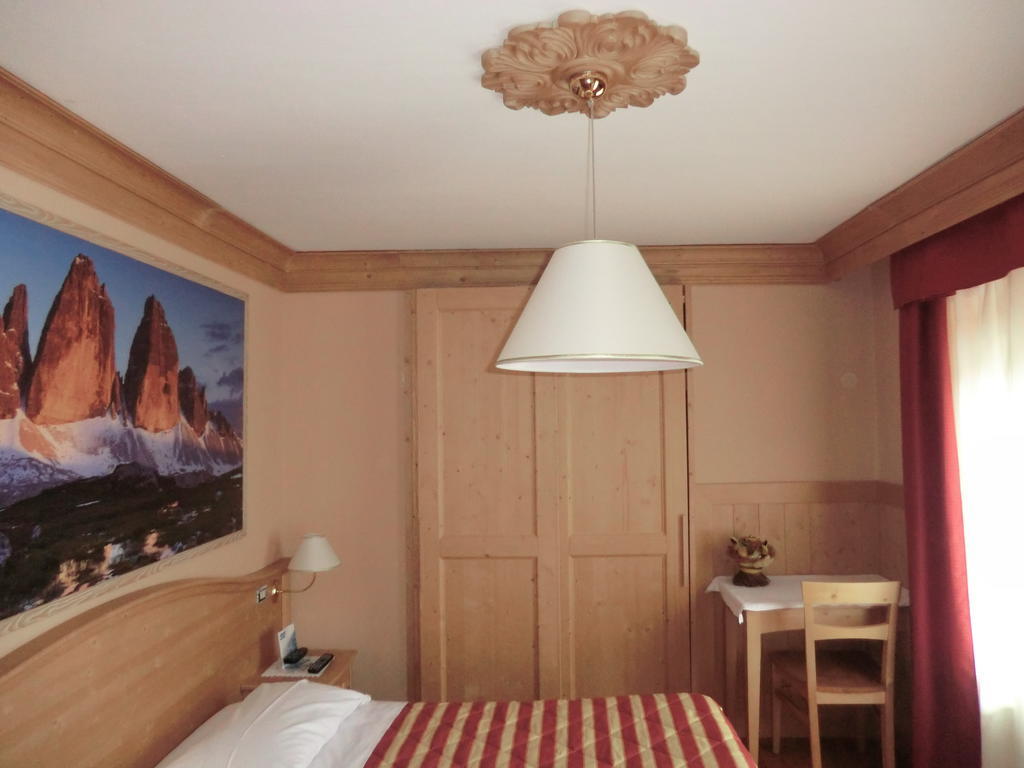 Albergo Garni Ajarnola Auronzo di Cadore Rom bilde