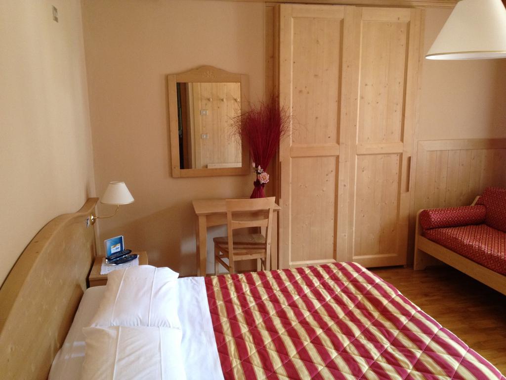 Albergo Garni Ajarnola Auronzo di Cadore Rom bilde