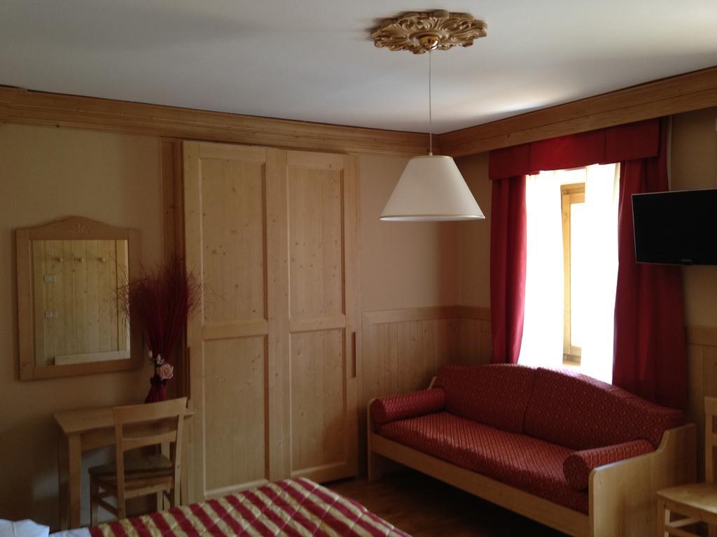 Albergo Garni Ajarnola Auronzo di Cadore Rom bilde